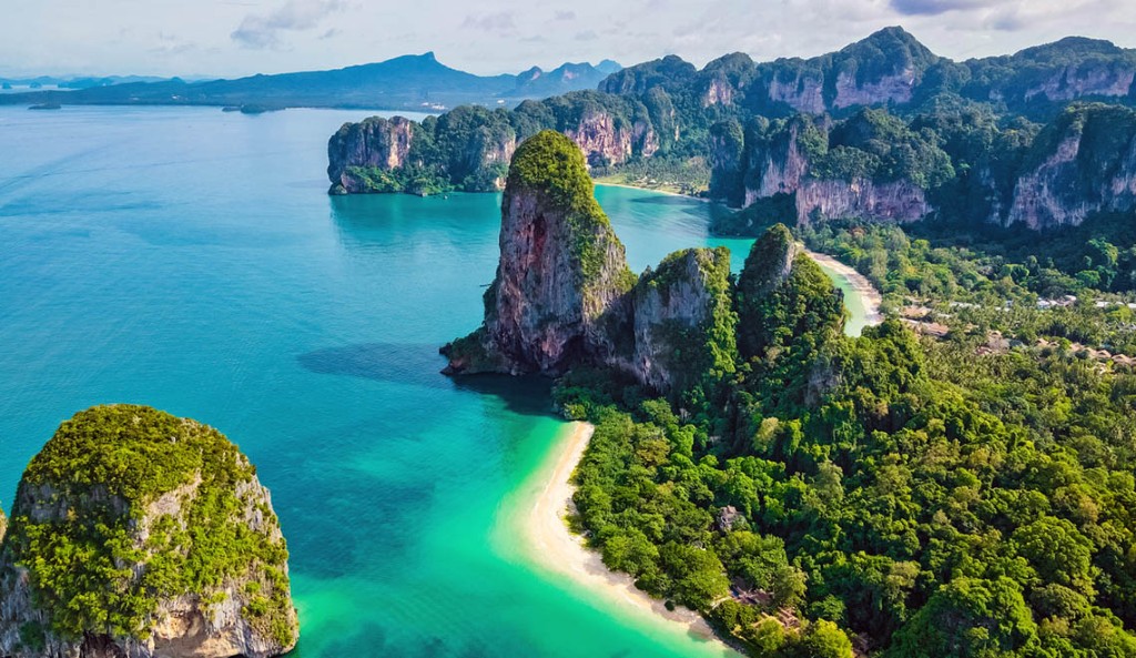 EXPERIENTIAL AND COMMUNITY-FOCUSED NORTH (MAX 8 PEOPLE) – 5 NIGHTS ** SHARED GROUP TOUR **